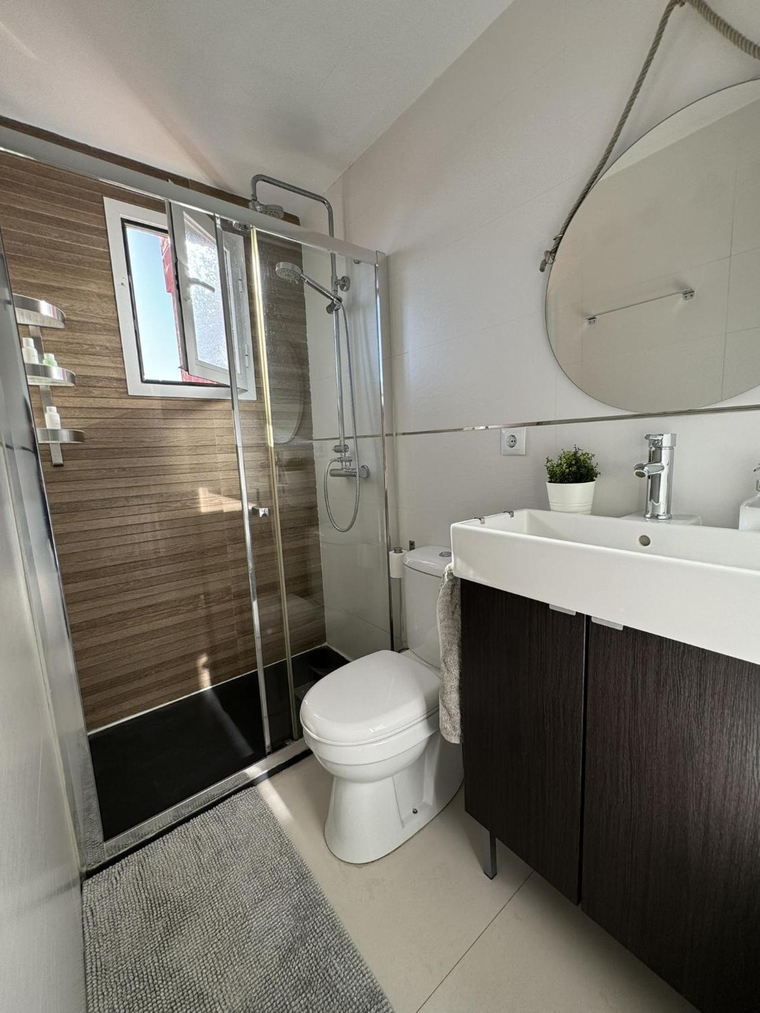 Peaceful Studio With Amazing Sea Views And Free Parking เบนัลมาเดนา ภายนอก รูปภาพ